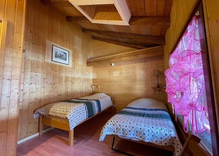 La Grange A Coco Avec Jacuzzi بورغ-سانت بيير