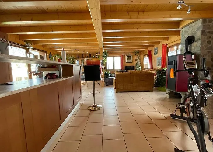 La Grange A Coco Avec Jacuzzi بورغ-سانت بيير